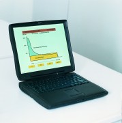 EE100106.jpg EE100106.jpg