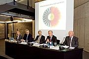 091204_KBMU_PHT04.jpg 091204_KBMU_PHT04.jpg