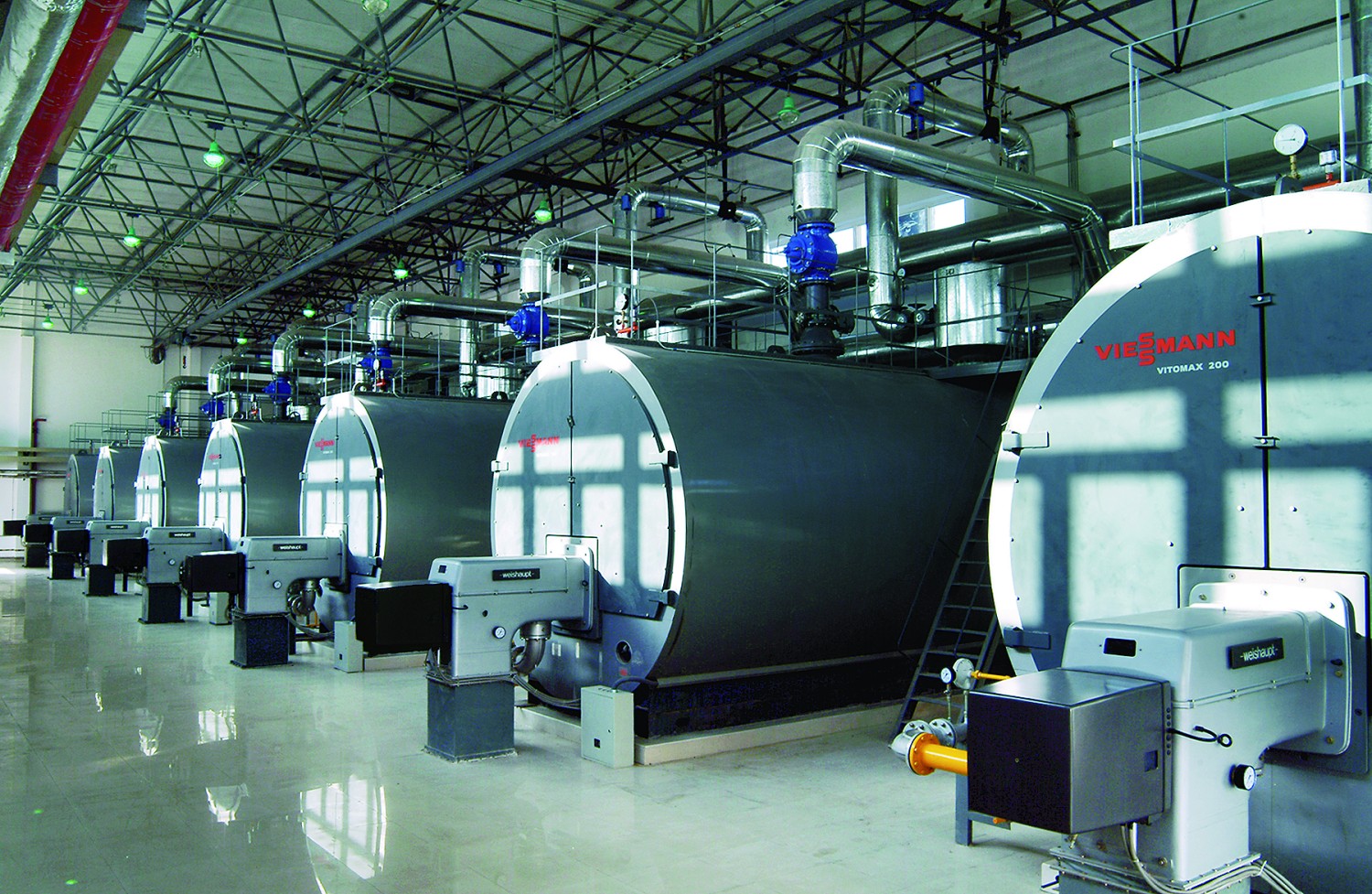 AE500012.jpg