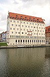 IMG_4881.jpg IMG_4881.jpg